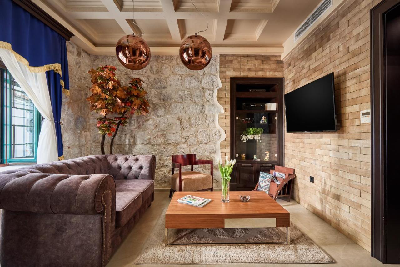 Apartment Lav In The City Centre Kotor Eksteriør bilde